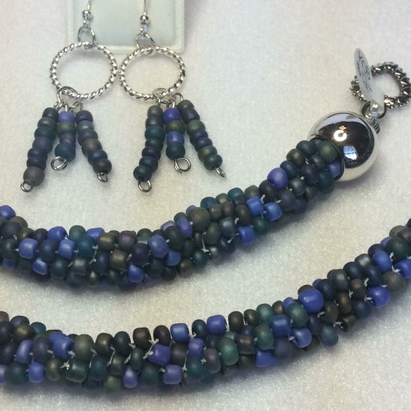 FINAL SALE PRICE Bluish and Dark Purple 3 Pc. Beaded Jewelry Set - Picture 3 of 6